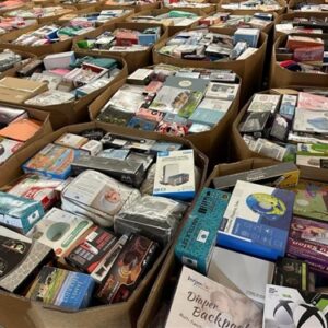 Amazon High Piece General Merchandise Truckload ? 5 Feet Amazon High Piece General Merchandise Truckload ? 5 Feet